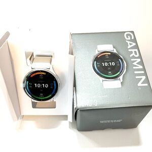 Garmin Venu 3 Smartwatch
